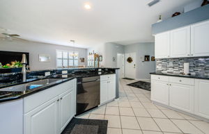 Kitchen 4-4