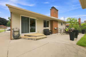  Photo 30