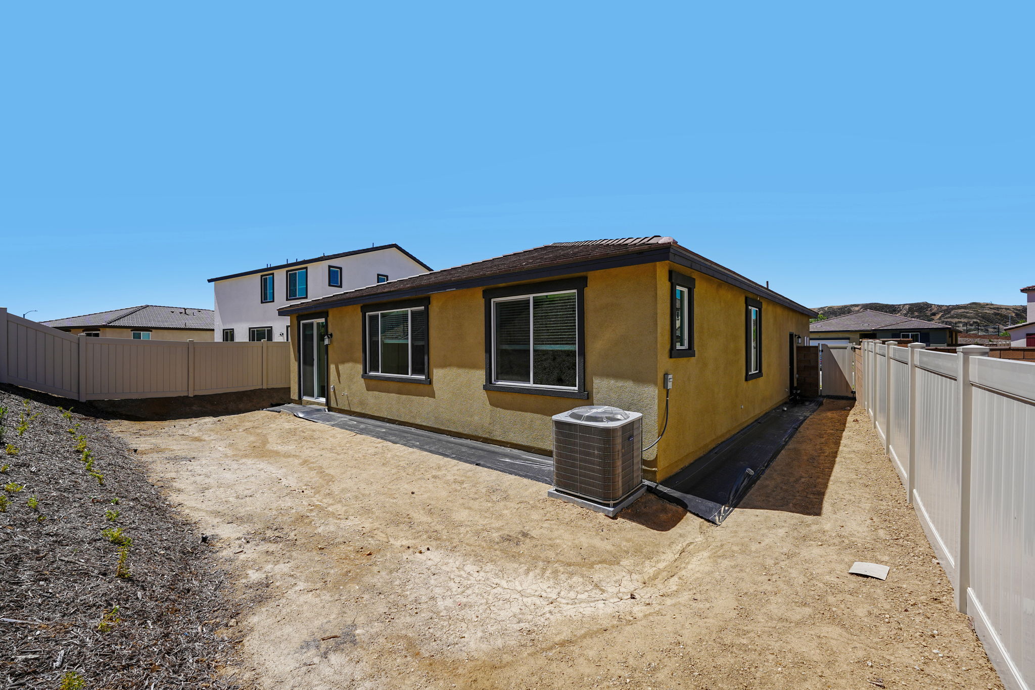 So Cal division - Juniper - 11416 Faldo St Beaumont CA 92223 -021
