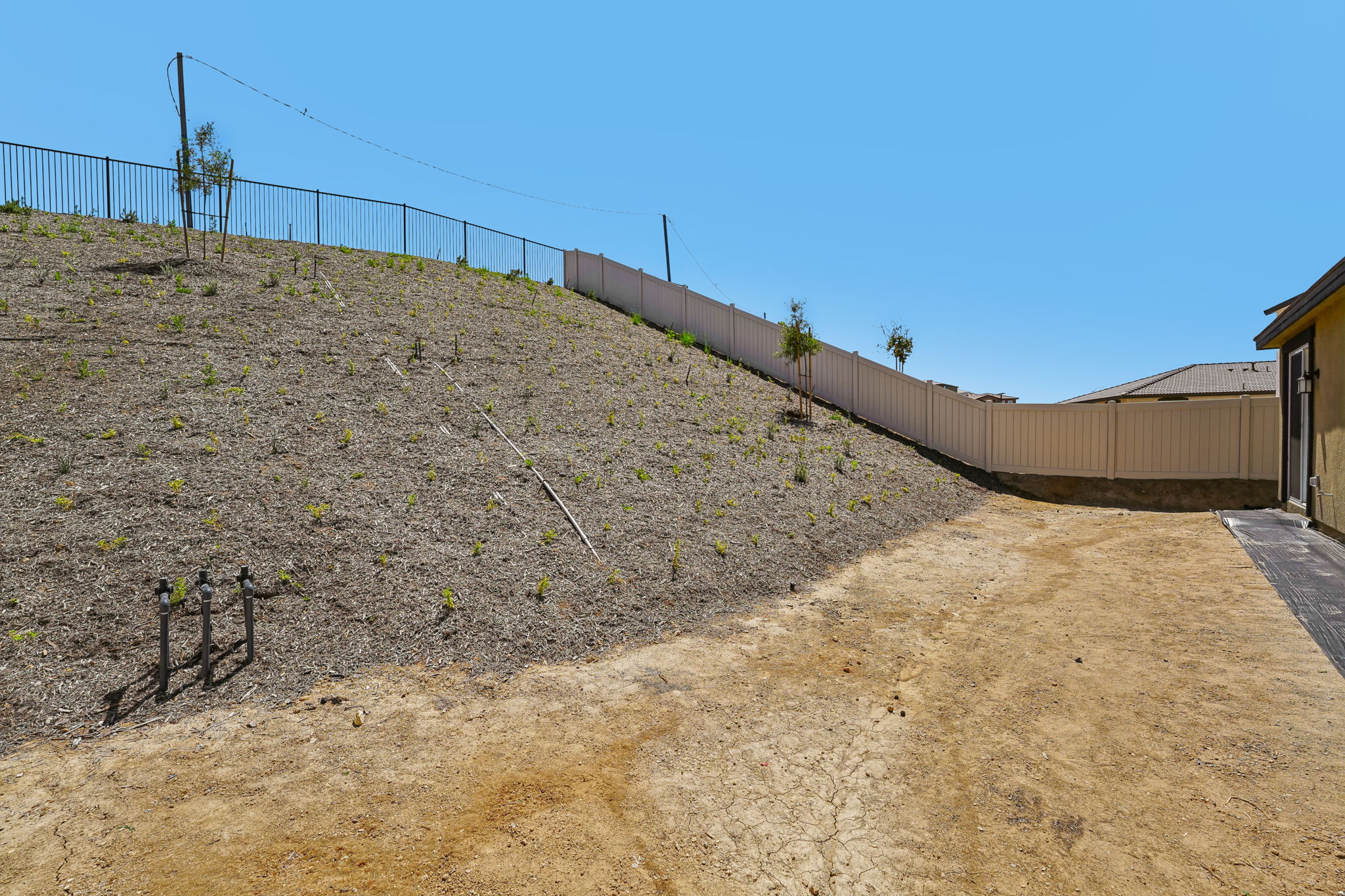 So Cal division - Juniper - 11416 Faldo St Beaumont CA 92223 -022