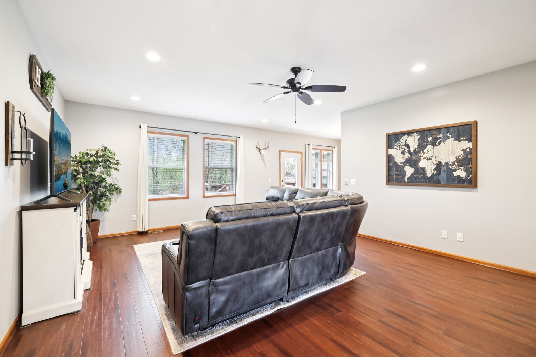 N Erie Dr-S1704-011.jpg