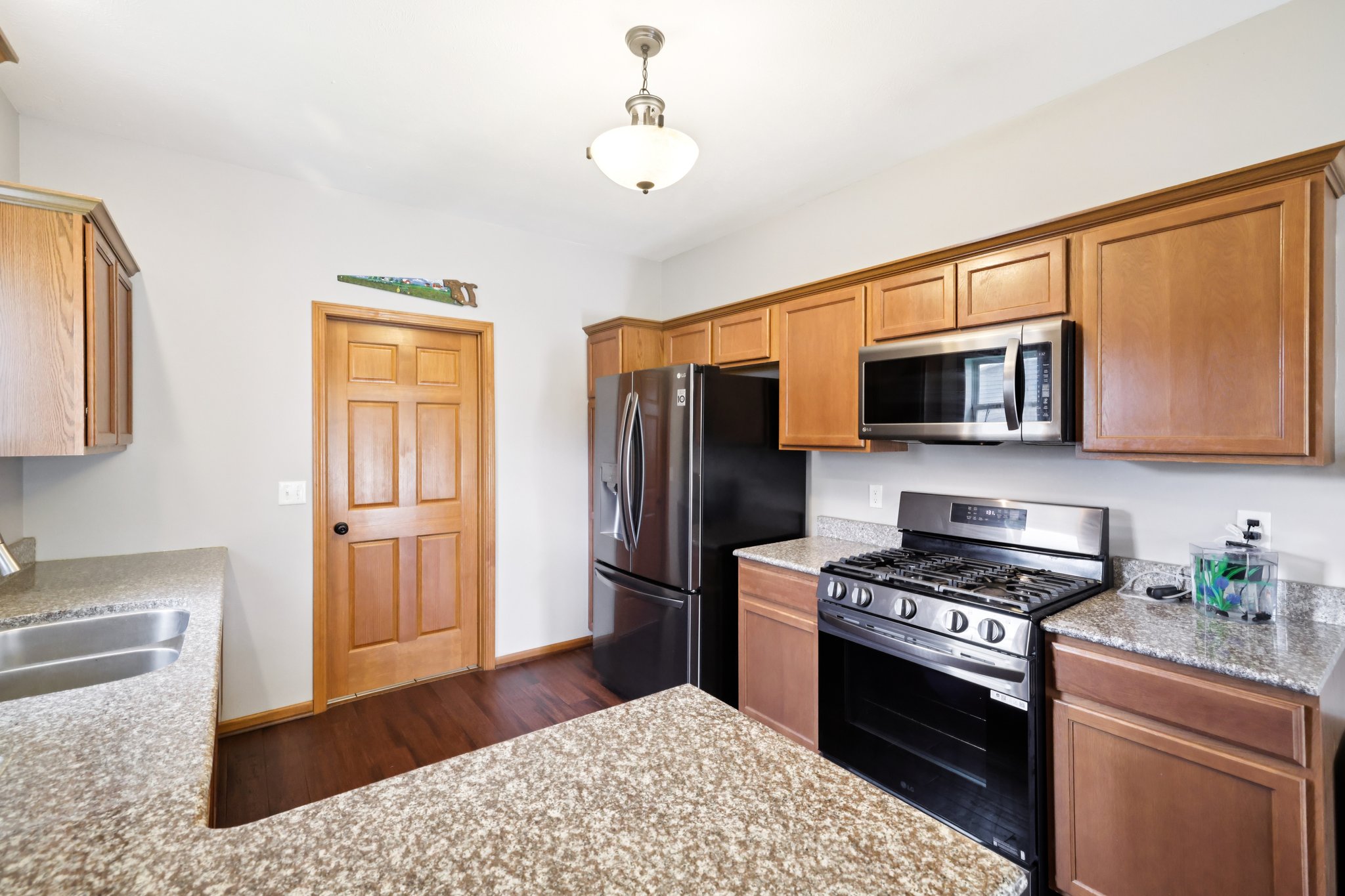 N Erie Dr-S1704-018.jpg