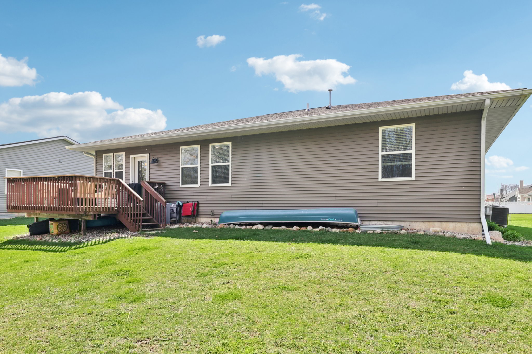 N Erie Dr-S1704-039.jpg