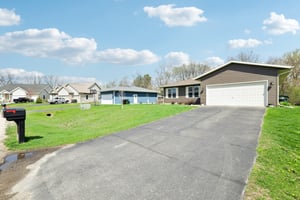 N Erie Dr-S1704-001.jpg