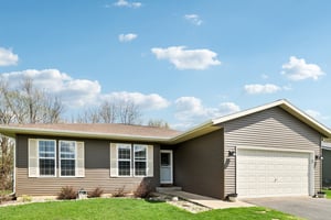 N Erie Dr-S1704-006.jpg