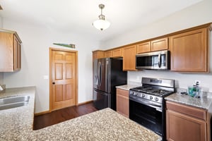 N Erie Dr-S1704-018.jpg