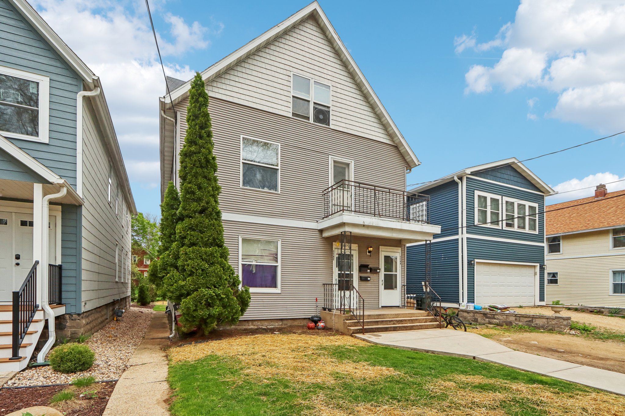 1142-1144 E Mifflin St-002.jpg