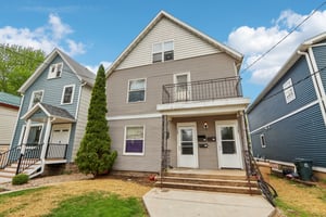 1142-1144 E Mifflin St-004.jpg