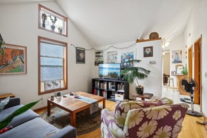 1142-1144 E Mifflin St-043.jpg
