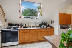 1142-1144 E Mifflin St-049.jpg