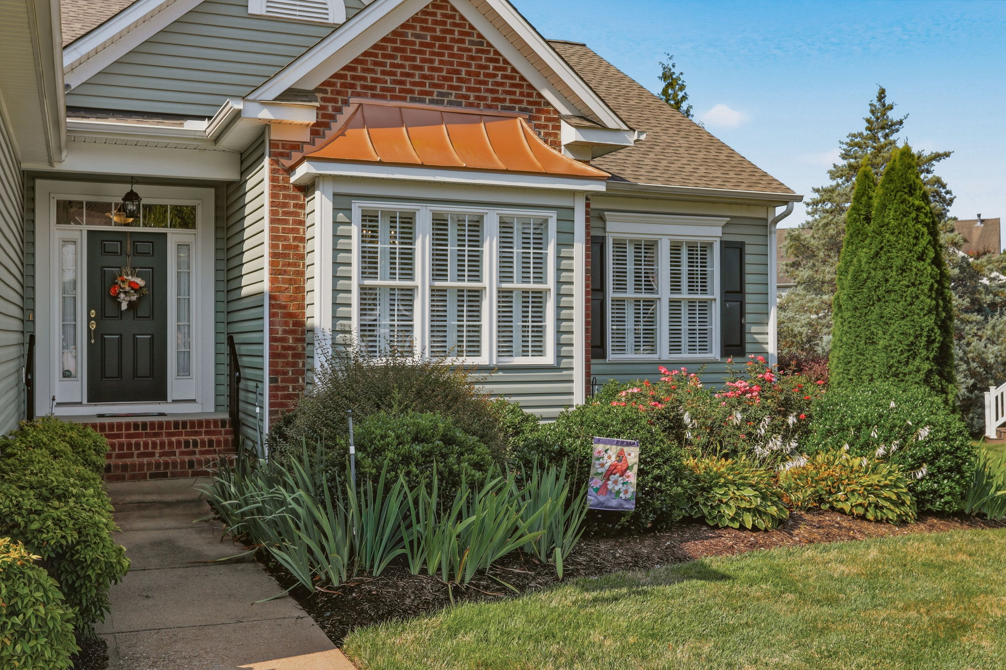 04-Exterior Front