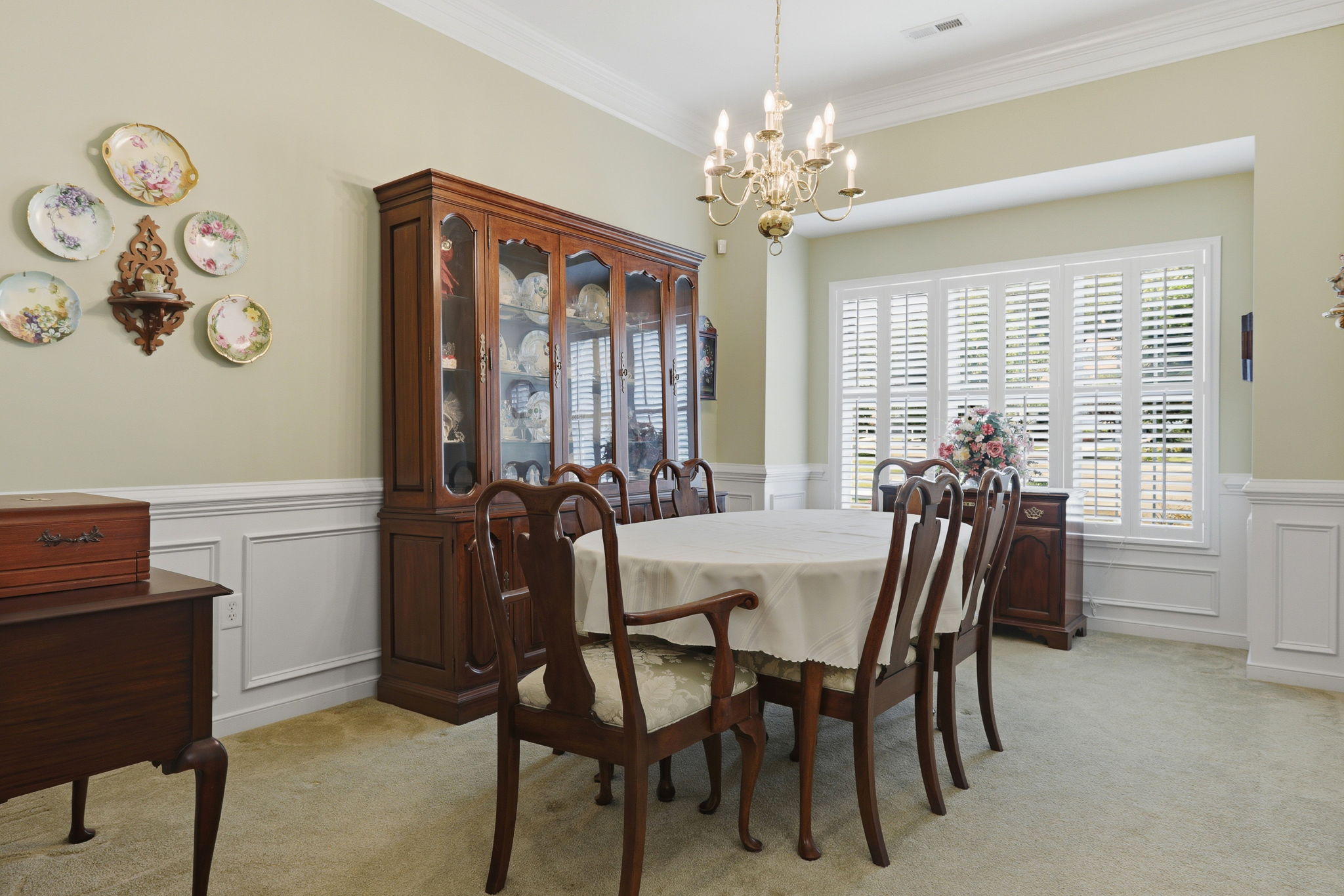 15-Dining Room