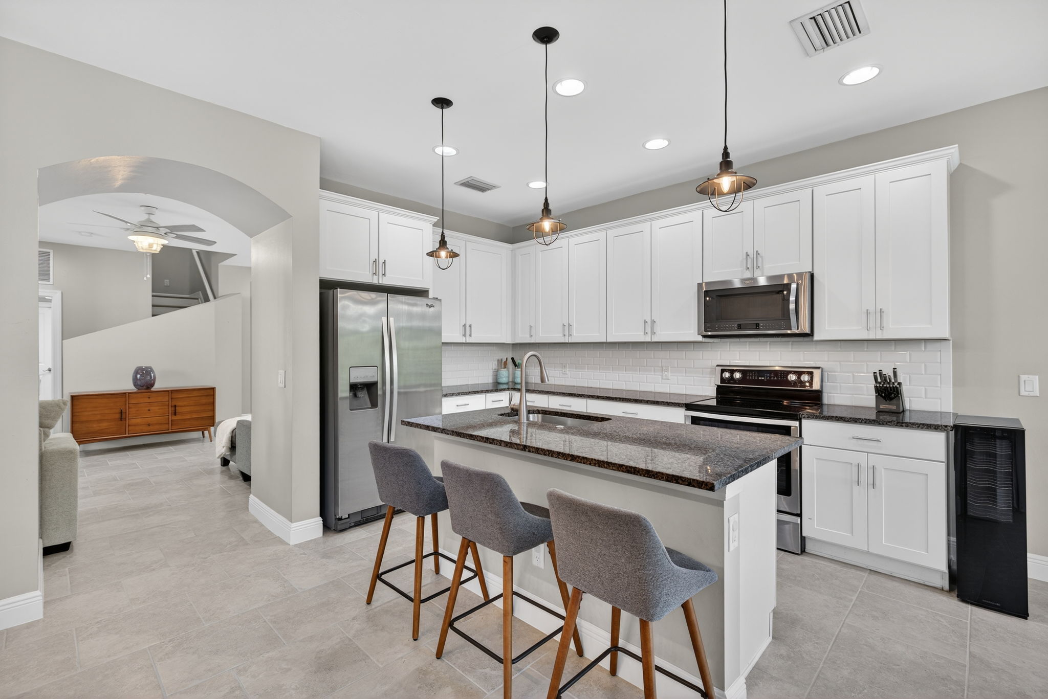 Breakfast Bar 2 of 2