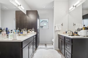 Lost Creek Blvd apt 12-S1407-030.jpg