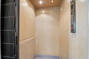 Lost Creek Blvd apt 12-S1407-034.jpg