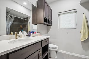 Lost Creek Blvd apt 12-S1407-036.jpg