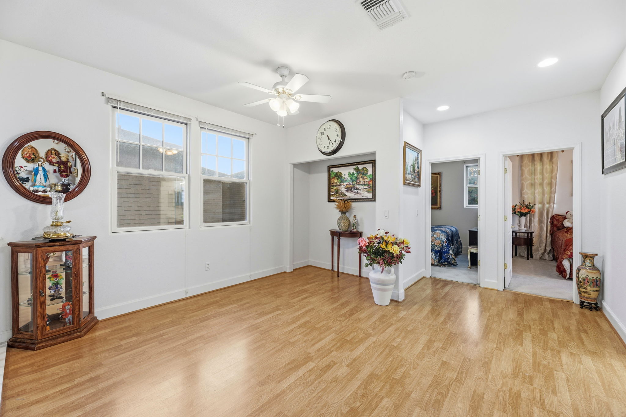 022_F8_1142 Taraya Terrace