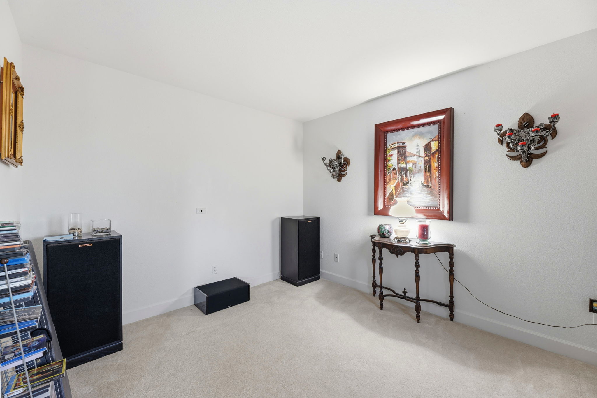 024_F8_1142 Taraya Terrace