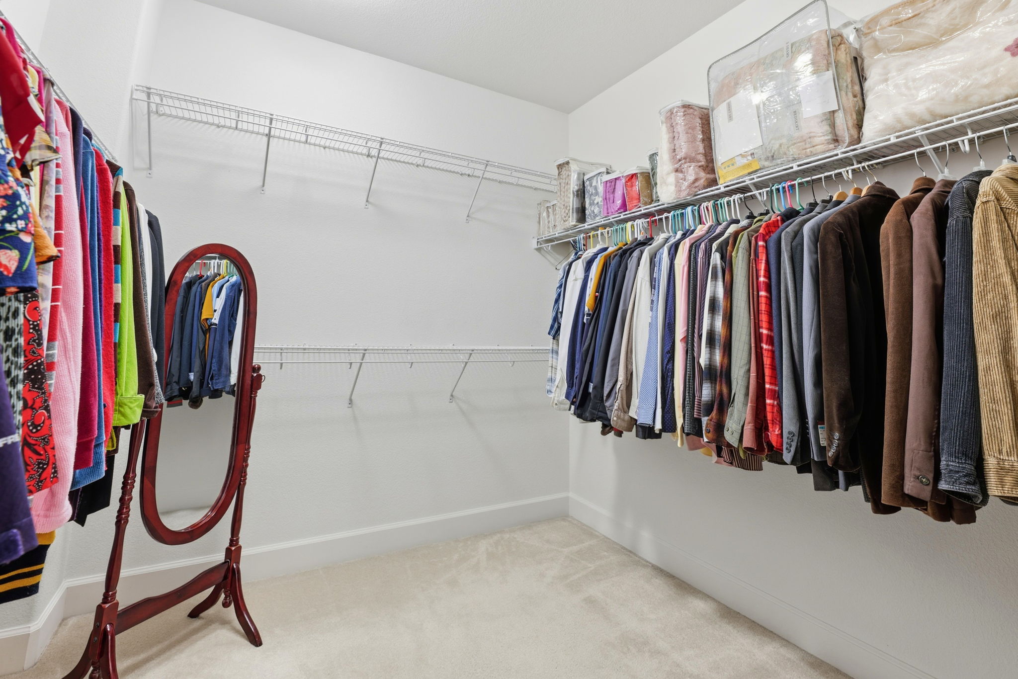 036_F8_1142 Taraya Terrace