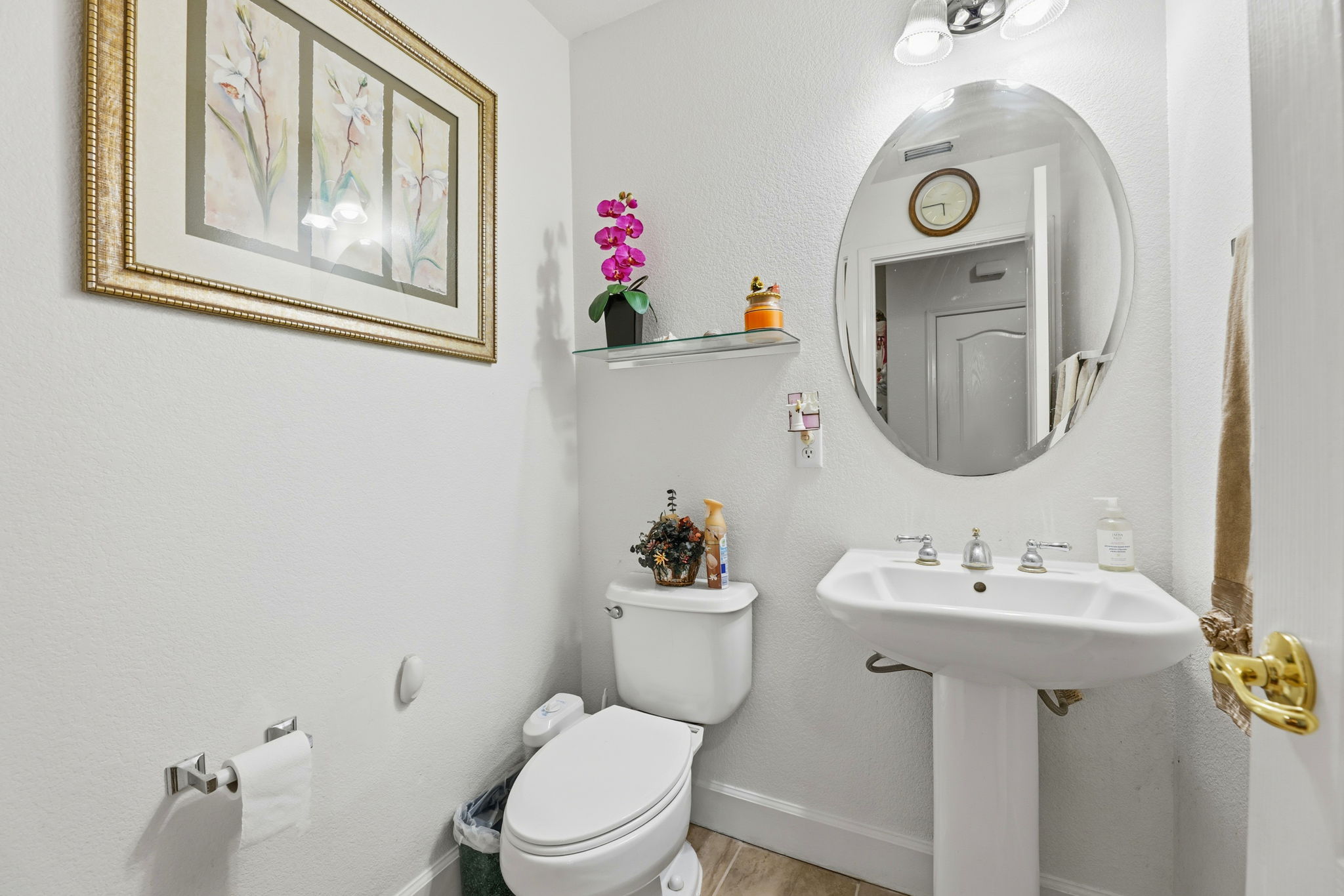 037_F8_1142 Taraya Terrace