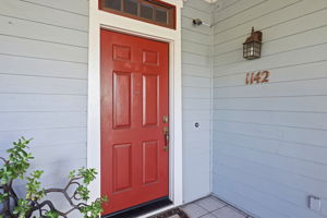 005_F8_1142 Taraya Terrace