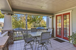 046_F8_1142 Taraya Terrace