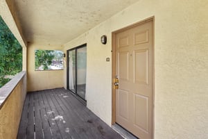 W Blaine St-S1210-006.jpg