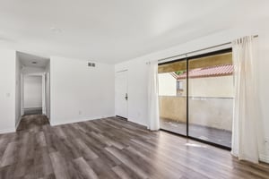 W Blaine St-S1210-011.jpg