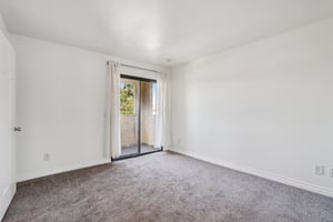 W Blaine St-S1210-021.jpg