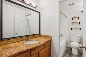 W Blaine St-S1210-024.jpg