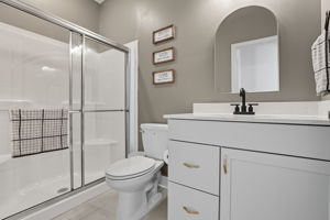 Full Bath - main floor bedroom