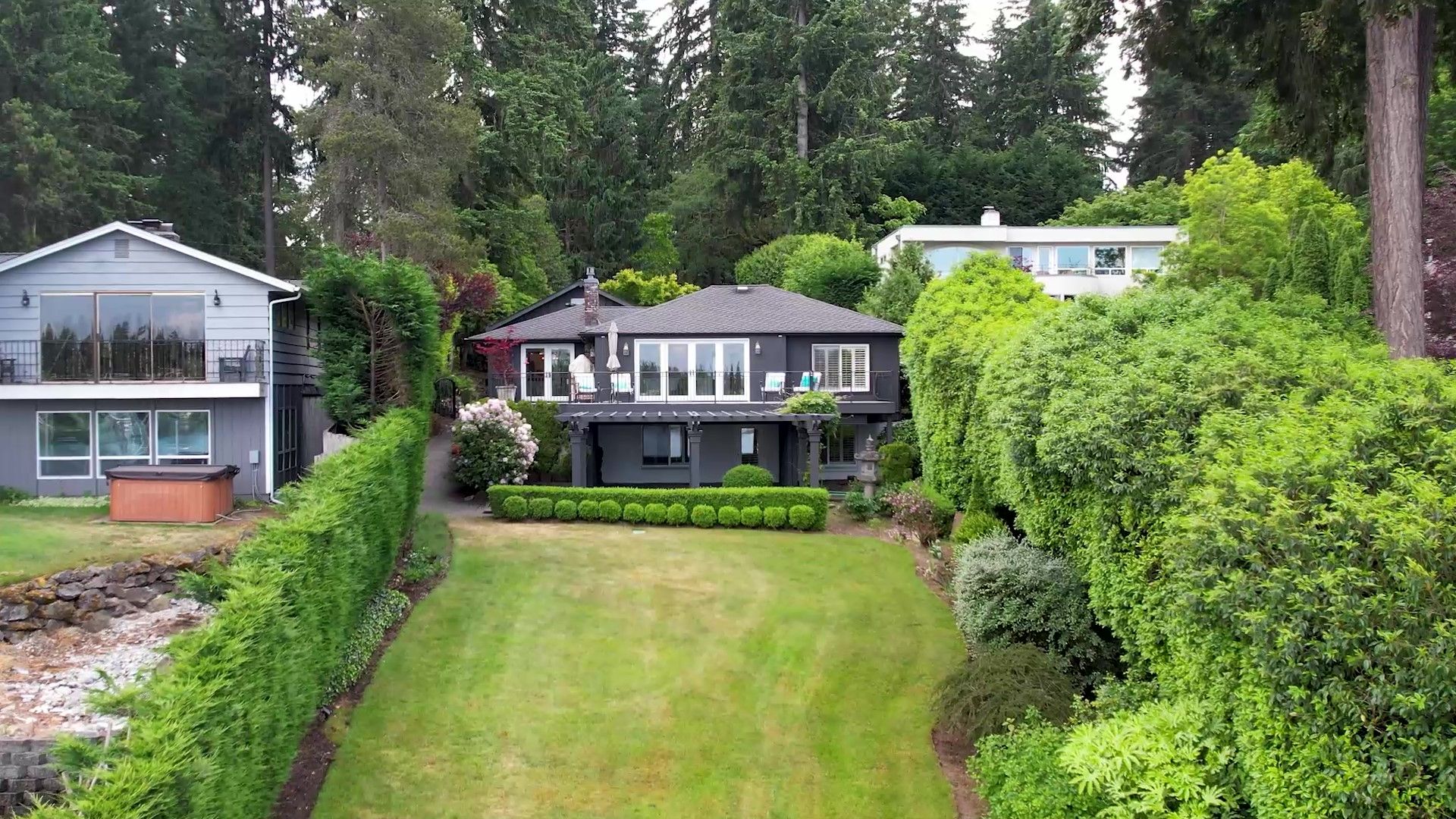 View Of Back of Home