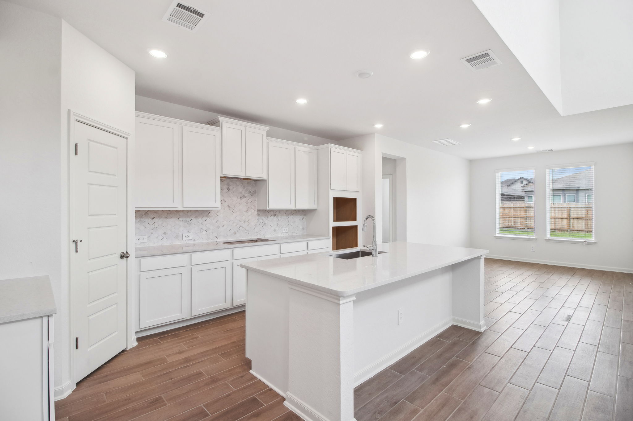 San Antonio - Sagebrooke - 11429 Sagebrooke Run, San Antonio, TX 78254 - 011