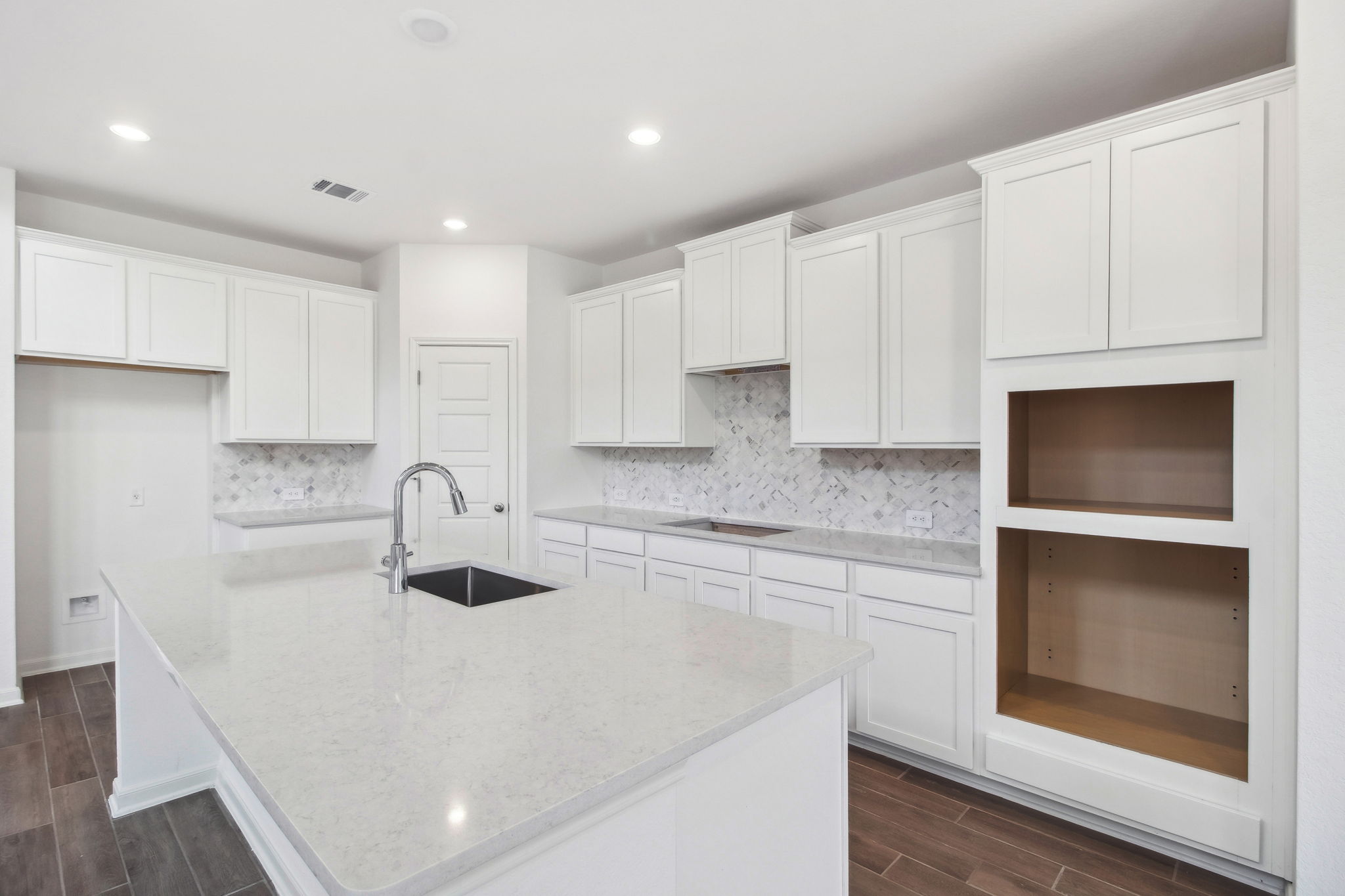 San Antonio - Sagebrooke - 11429 Sagebrooke Run, San Antonio, TX 78254 - 012