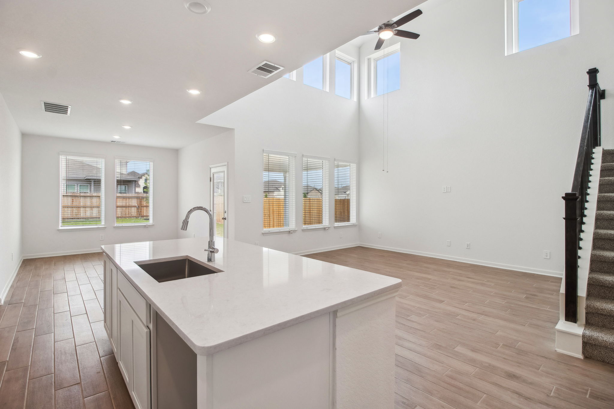 San Antonio - Sagebrooke - 11429 Sagebrooke Run, San Antonio, TX 78254 - 015