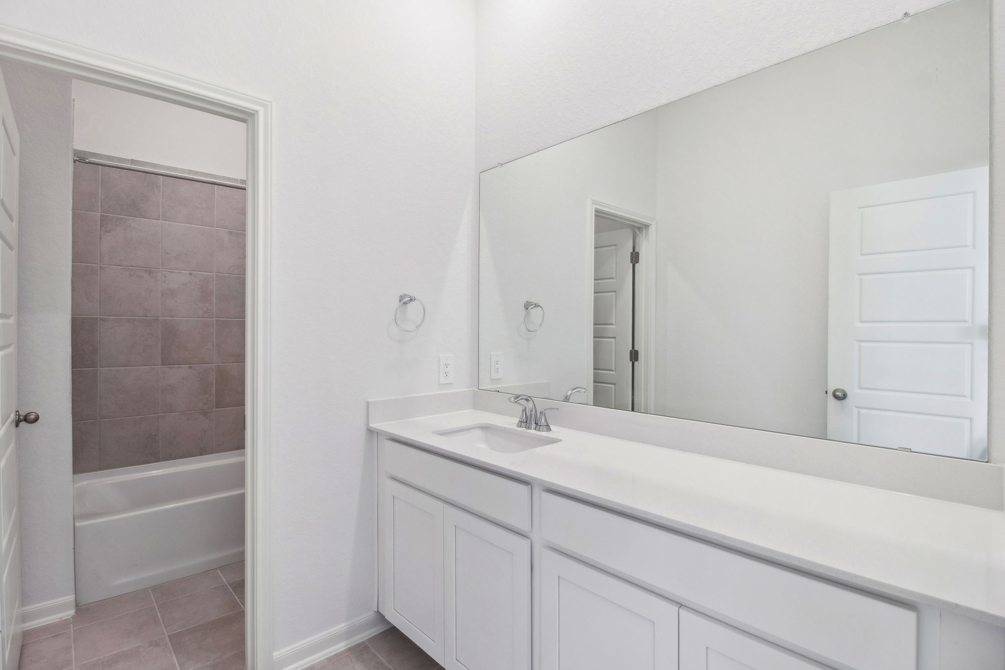 San Antonio - Sagebrooke - 11429 Sagebrooke Run, San Antonio, TX 78254 - 039