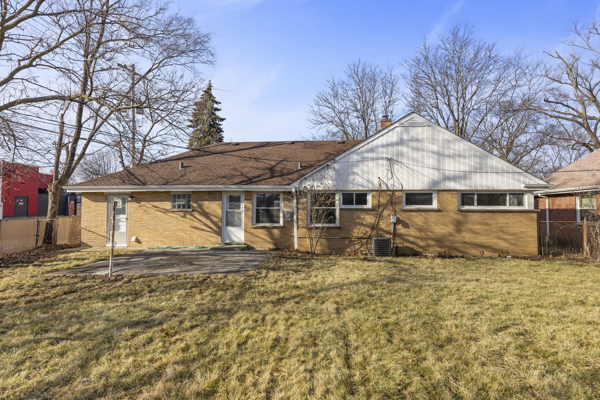 1143 Suffolk Ave, Westchester, IL 60154 Lucrative Dynamics