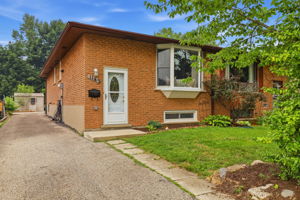 Photo 0
