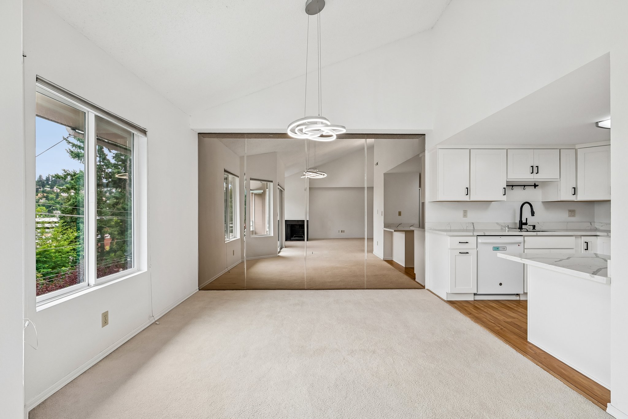 99th Pl NE unit 7-S0107-009.jpg