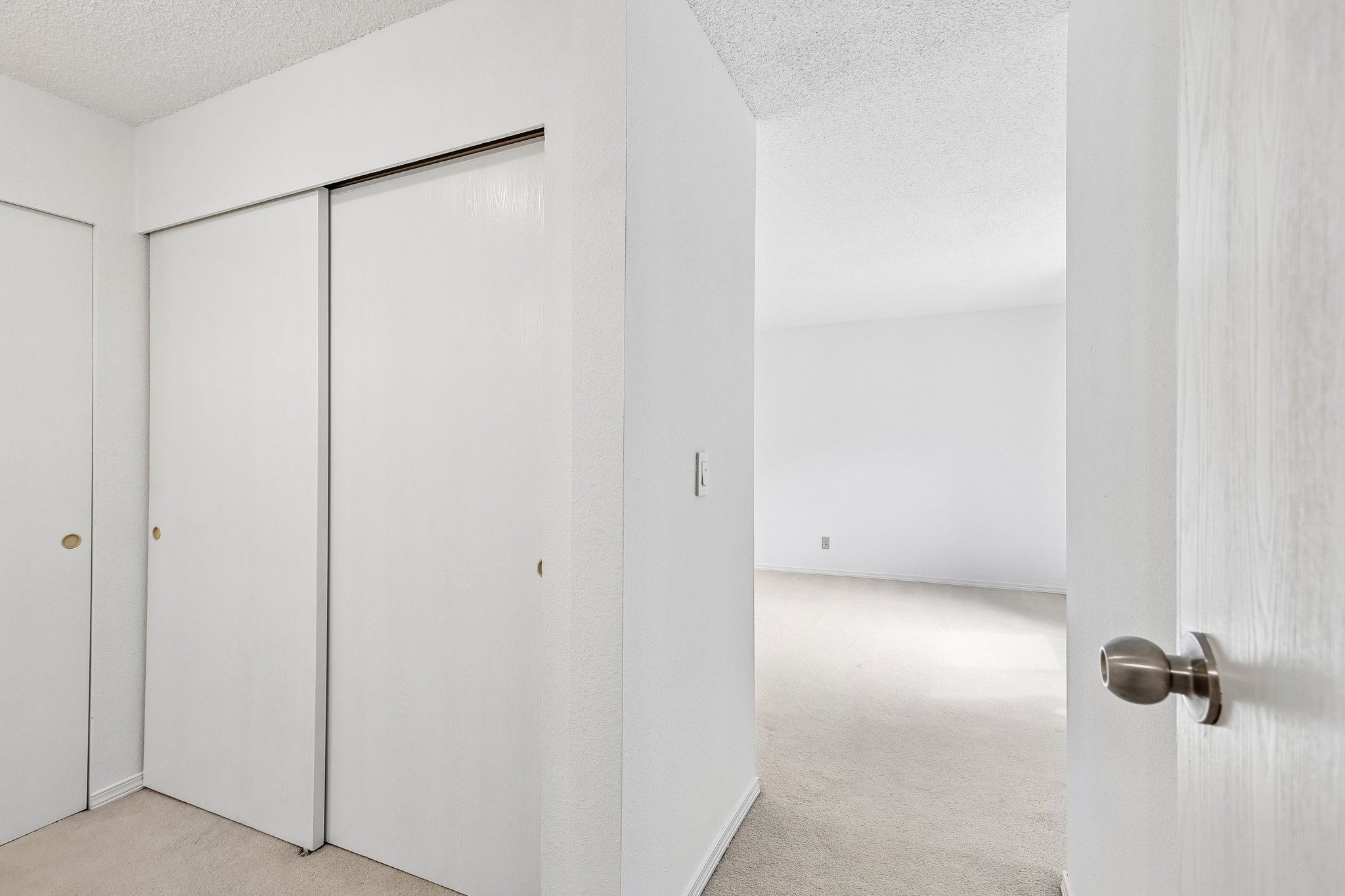 99th Pl NE unit 7-S0107-024.jpg