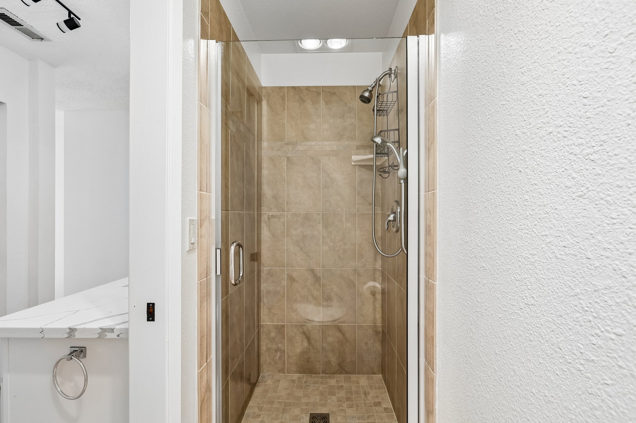 99th Pl NE unit 7-S0107-027.jpg