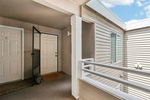 99th Pl NE unit 7-S0107-001.jpg