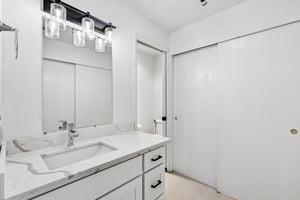 99th Pl NE unit 7-S0107-025.jpg