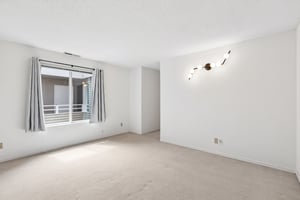 99th Pl NE unit 7-S0107-030.jpg