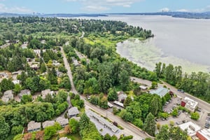 99th Pl NE unit 7-S0107-048.jpg