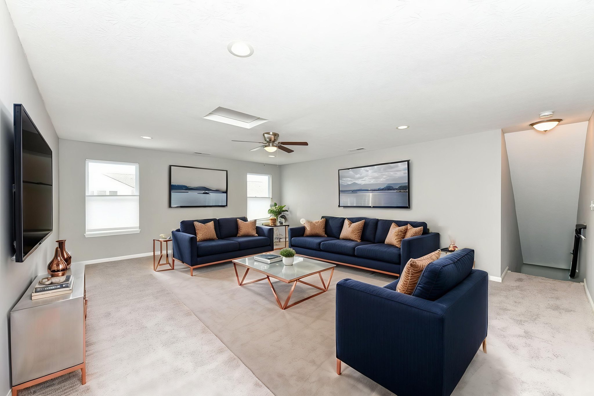 DSC_4841 virtually staged.jpeg