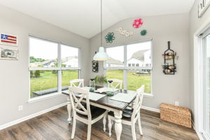 Sunroom / Breakfast Room