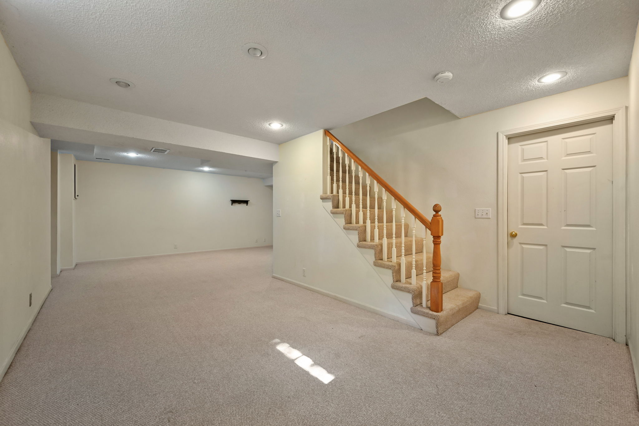 11432-marty-st-overland-park-ks-66210-picture-kc-real-estate