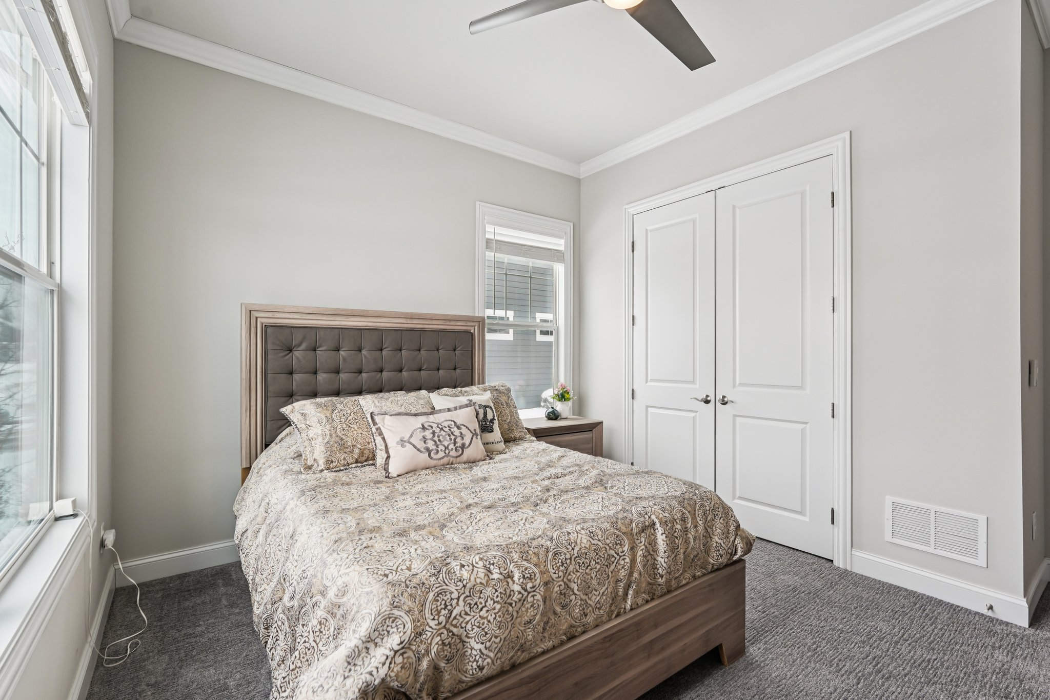 Canby Ct-S1612-028.jpg