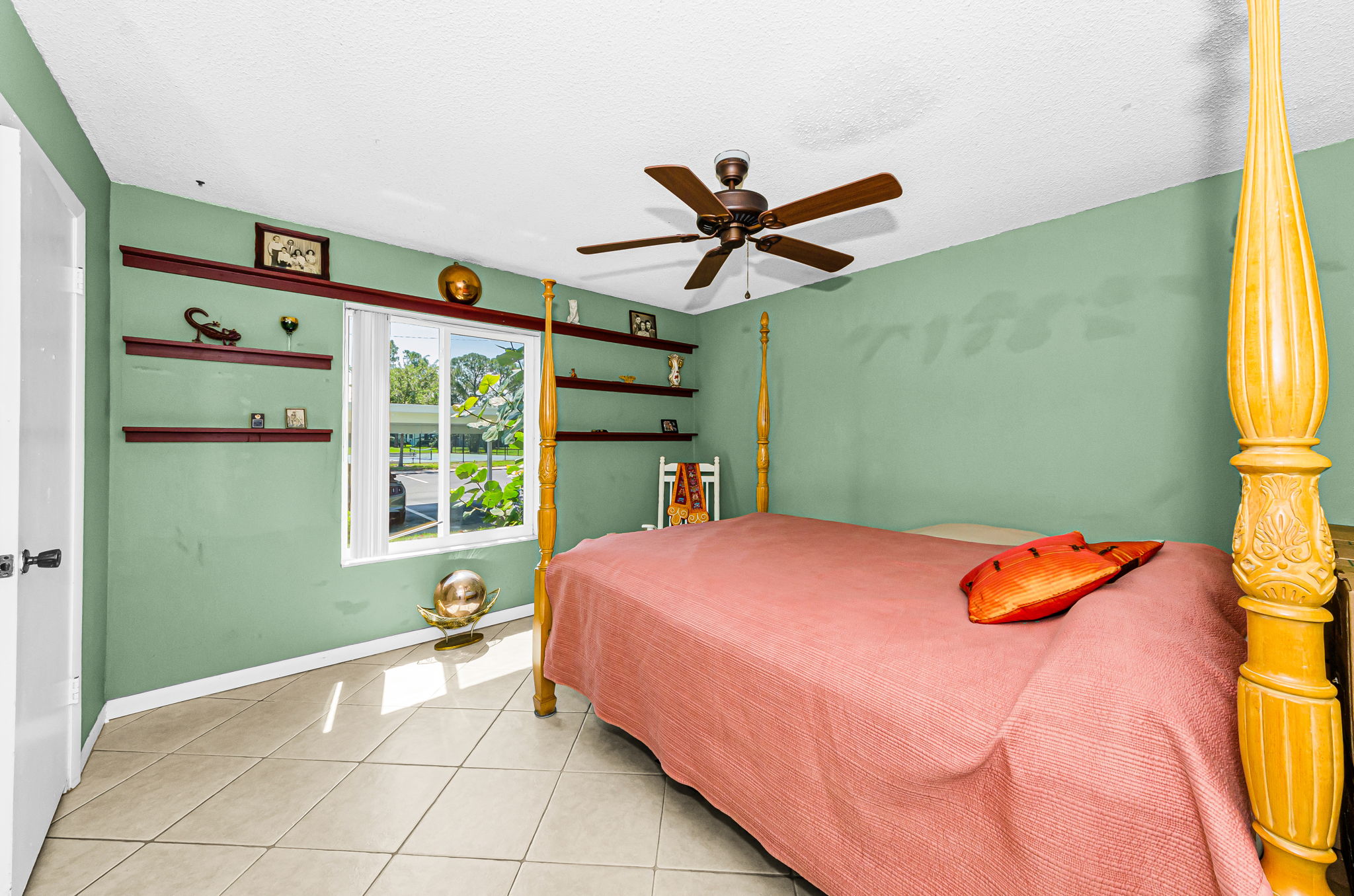 Bedroom1a